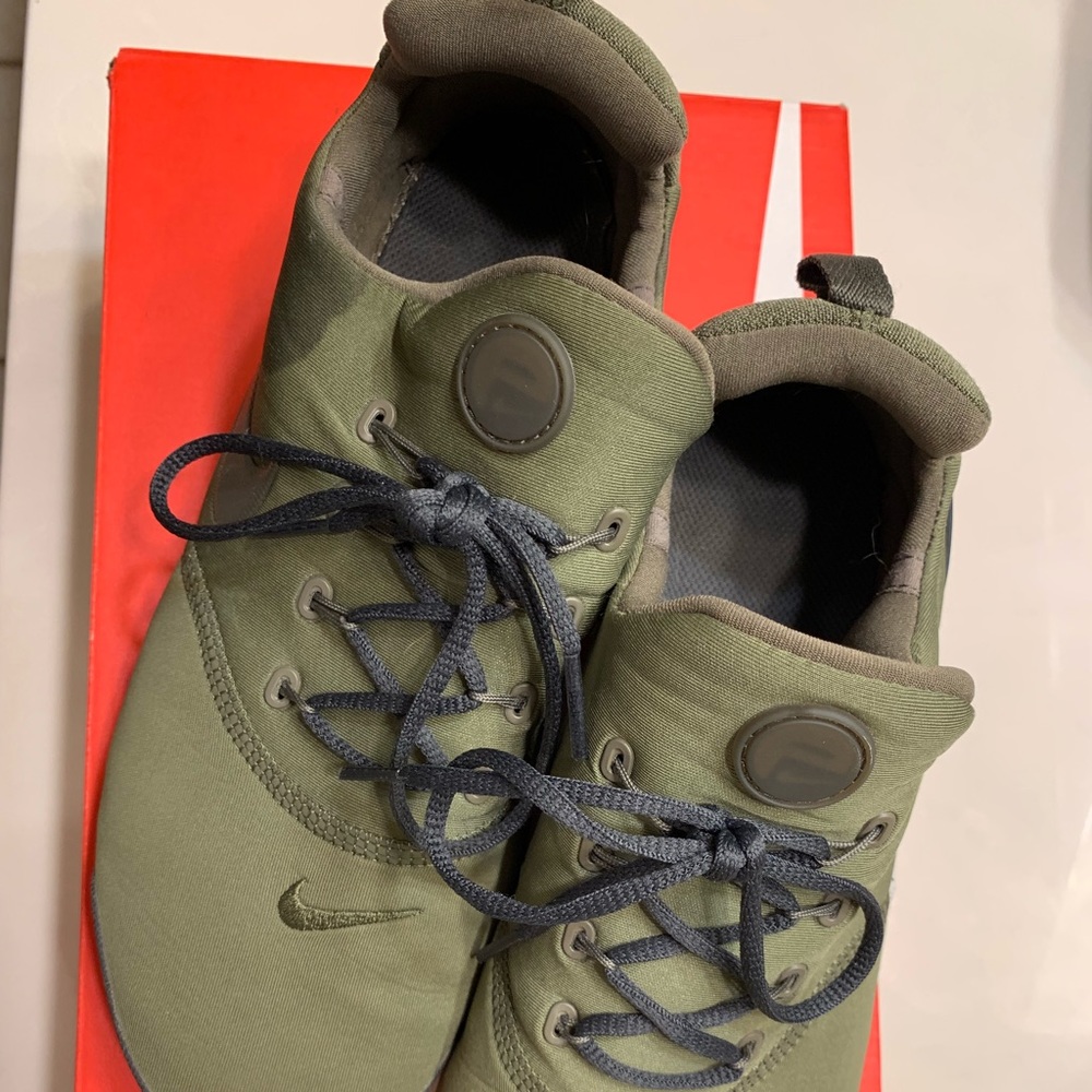 Nuke Presto Fly tennis shoes